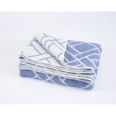 BRICK JACQUARD TWO TONE THROW IN BLUE